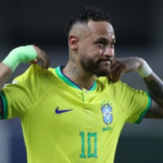 Pai nega aposentadoria de Neymar na seleção e diz que ‘Copa é daqui 4 anos’