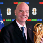 Infantino vive crise inédita e vê clima de ‘eleição antecipada’ na Fifa