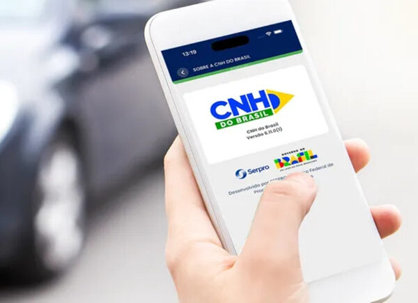 Projeto de lei prevê exame psicológico obrigatório para renovar CNH