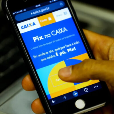 Caixa Econômica anuncia Pix parcelado no aplicativo com prazo de até 12 meses