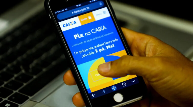 Caixa Econômica anuncia Pix parcelado no aplicativo com prazo de até 12 meses