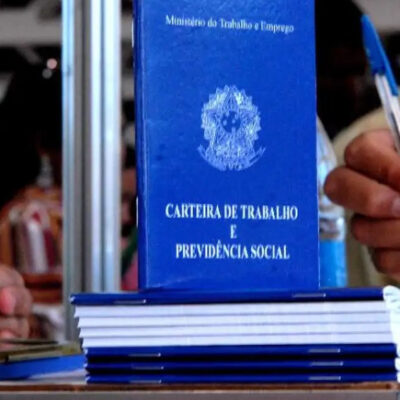 Brasil bate recorde com 103 milhões de pessoas ocupadas; mulheres puxam avanço