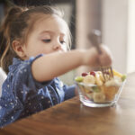 Quando comer se torna um desafio: entenda a seletividade alimentar no autismo