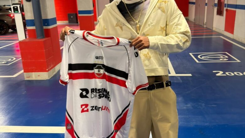 Lamine Yamal ganha camisa do River-PI em dia de goleada do Barcelona