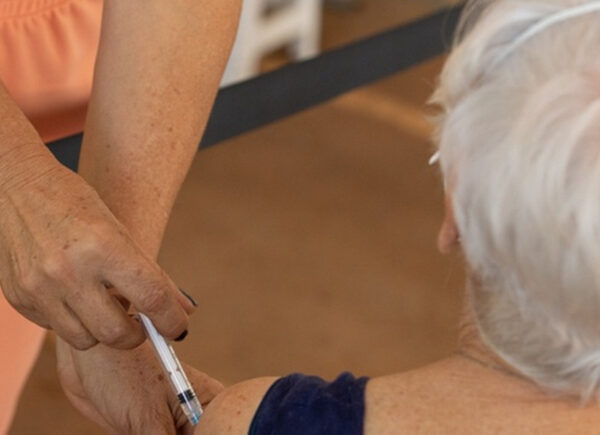 Piauí amplia vacinação pneumocócica para pessoas a partir de 85 anos
