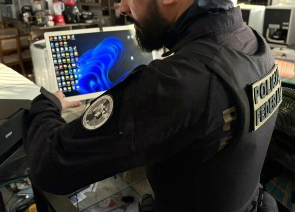 PF prende suspeito de armazenar material de abuso sexual infantojuvenil em Picos
