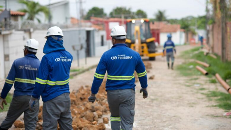 Obras de esgoto avançam em quatro bairros de Teresina; veja locais