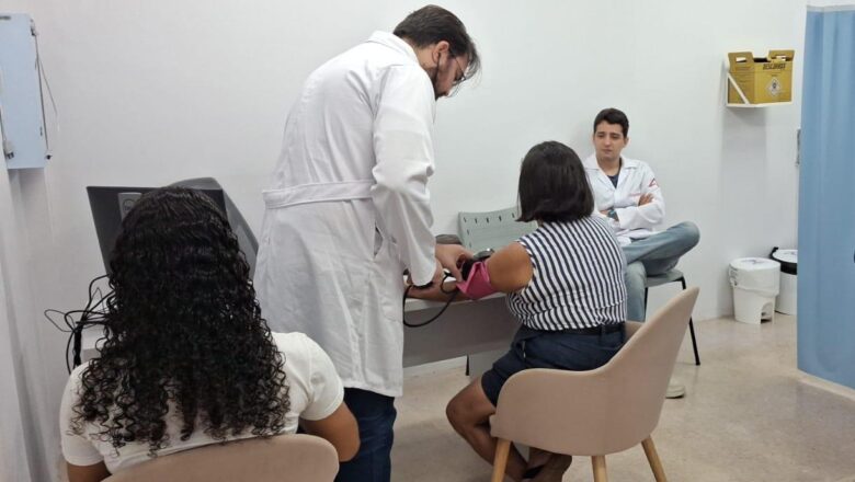 Consultas gratuitas em cinco especialidades são oferecidas em Teresina