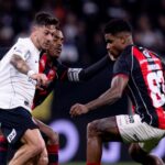 Corinthians fica no empate com o Vitória e segue colado no Z-4