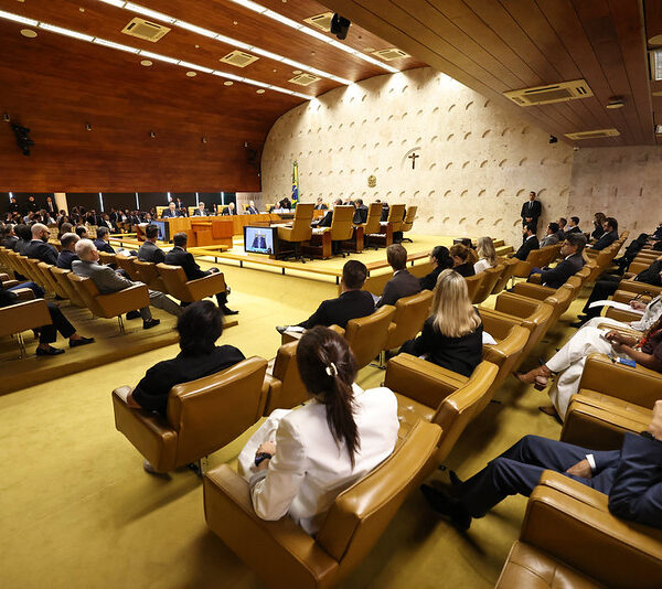 PF cita 6 ministros do STF em relatório sobre Vorcaro