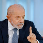 Lula afirma que tesouraço de Flávio vai “meter a mão” no trabalhador