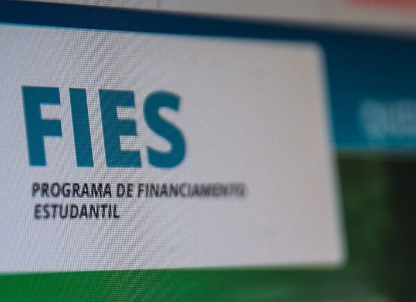 Fies 2026/2: faculdades privadas podem ofertar vagas até esta quarta-feira (7)