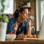 11 perguntas para descobrir se a sua fome é fisiológica ou emocional