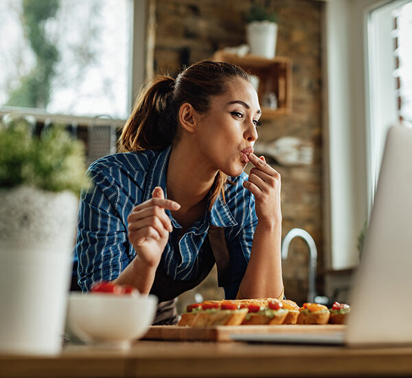 11 perguntas para descobrir se a sua fome é fisiológica ou emocional